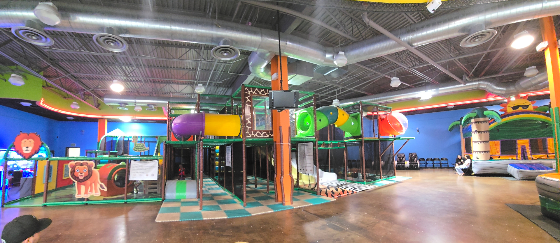 Kids playing inside Bounce City indoor jungle safari playground